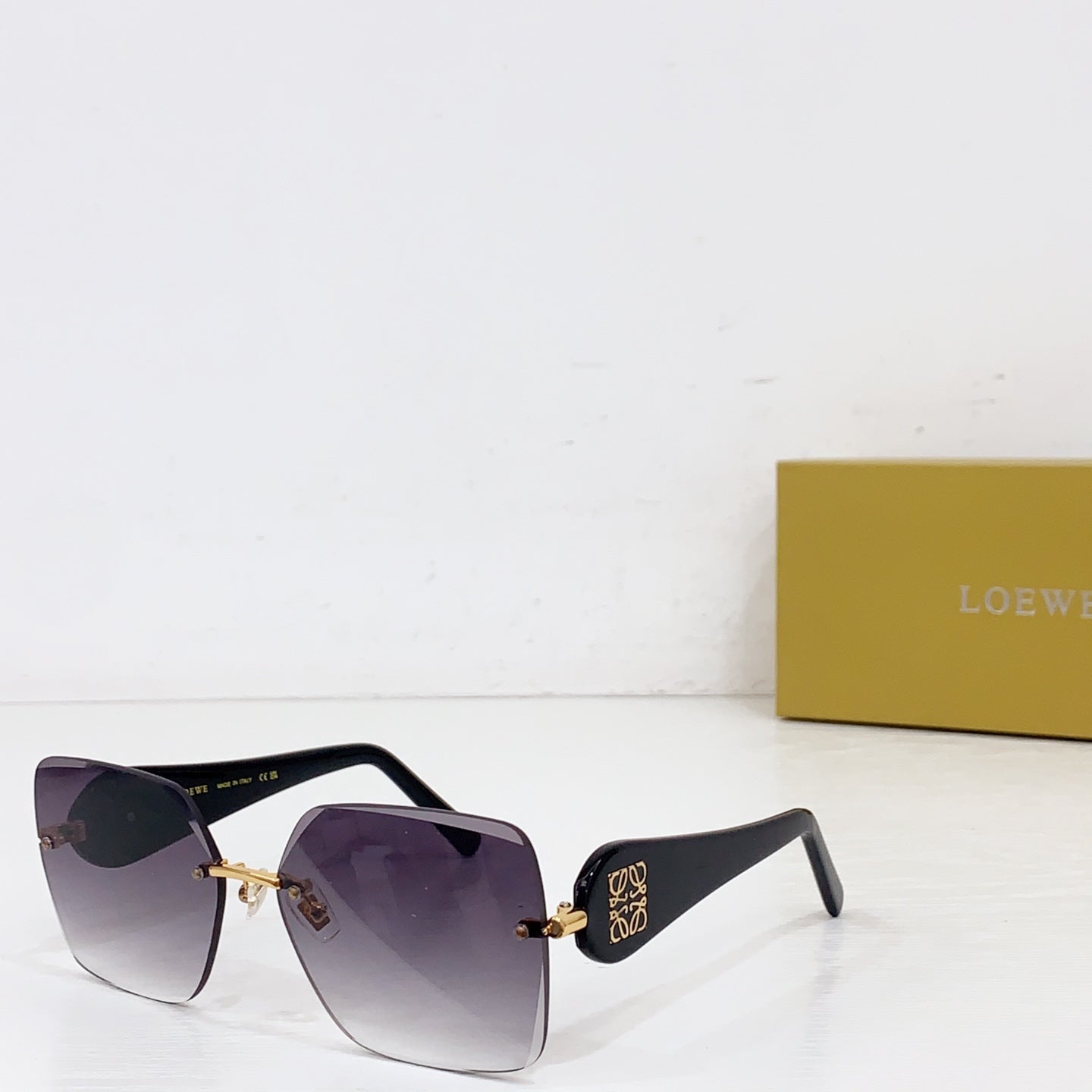Sunglasses/Quality: 5A/Model:LW5131S