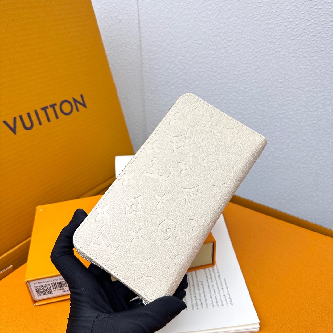 wallet/Quality: 4A/Model:M12680