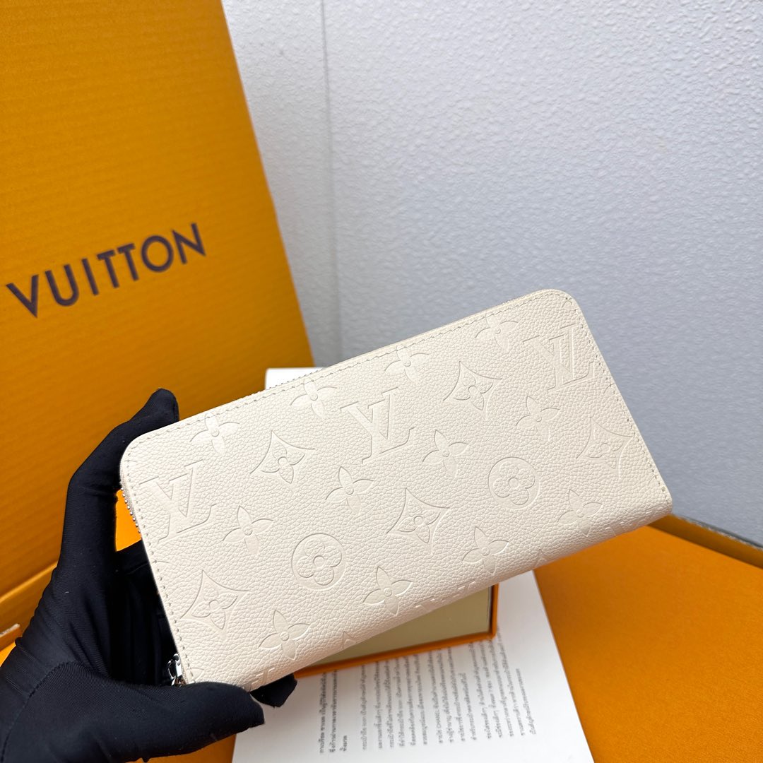wallet/Quality: 4A/Model:M12680
