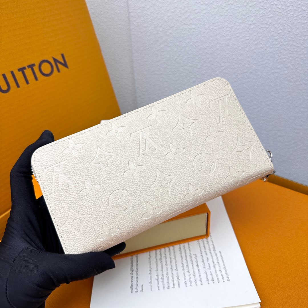 wallet/Quality: 4A/Model:M12680