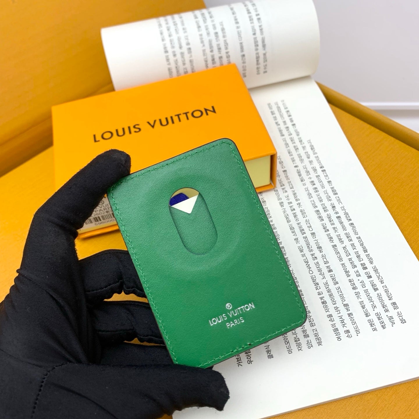 Card holder/Quality: 4A/Model:M12602