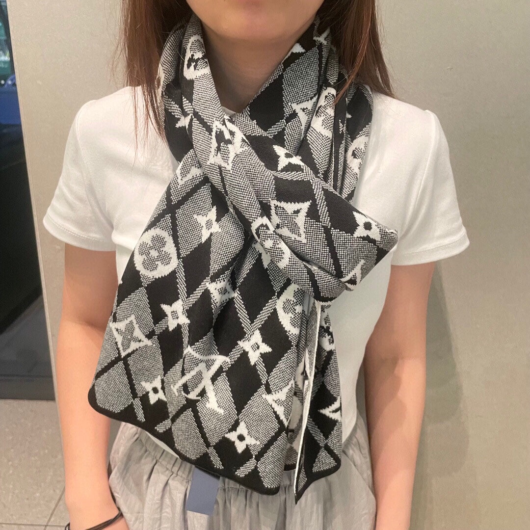 scarf/model:T83