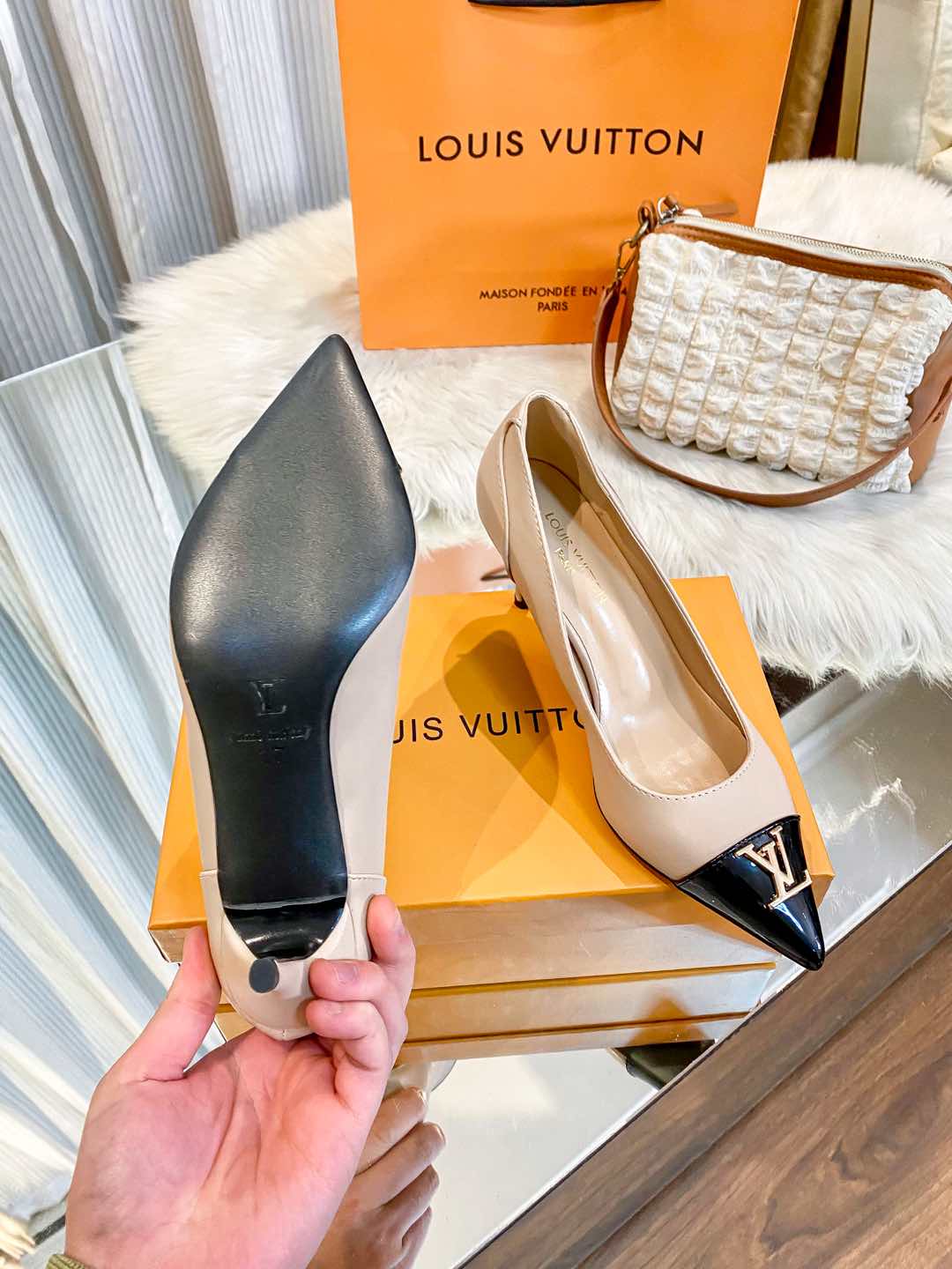 shoes/model: X26