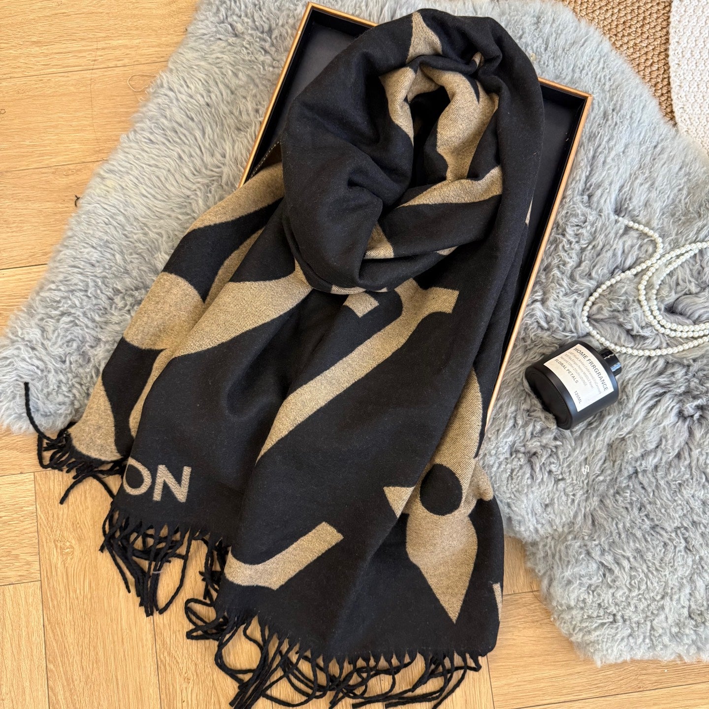 scarf/model:T82