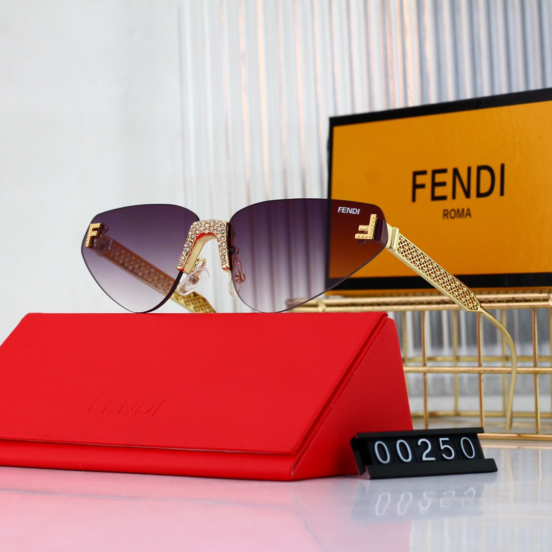 Sunglasses/model:00252
