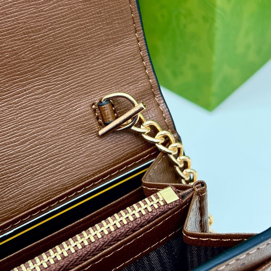wallet/Quality: 4A/Model:6881
