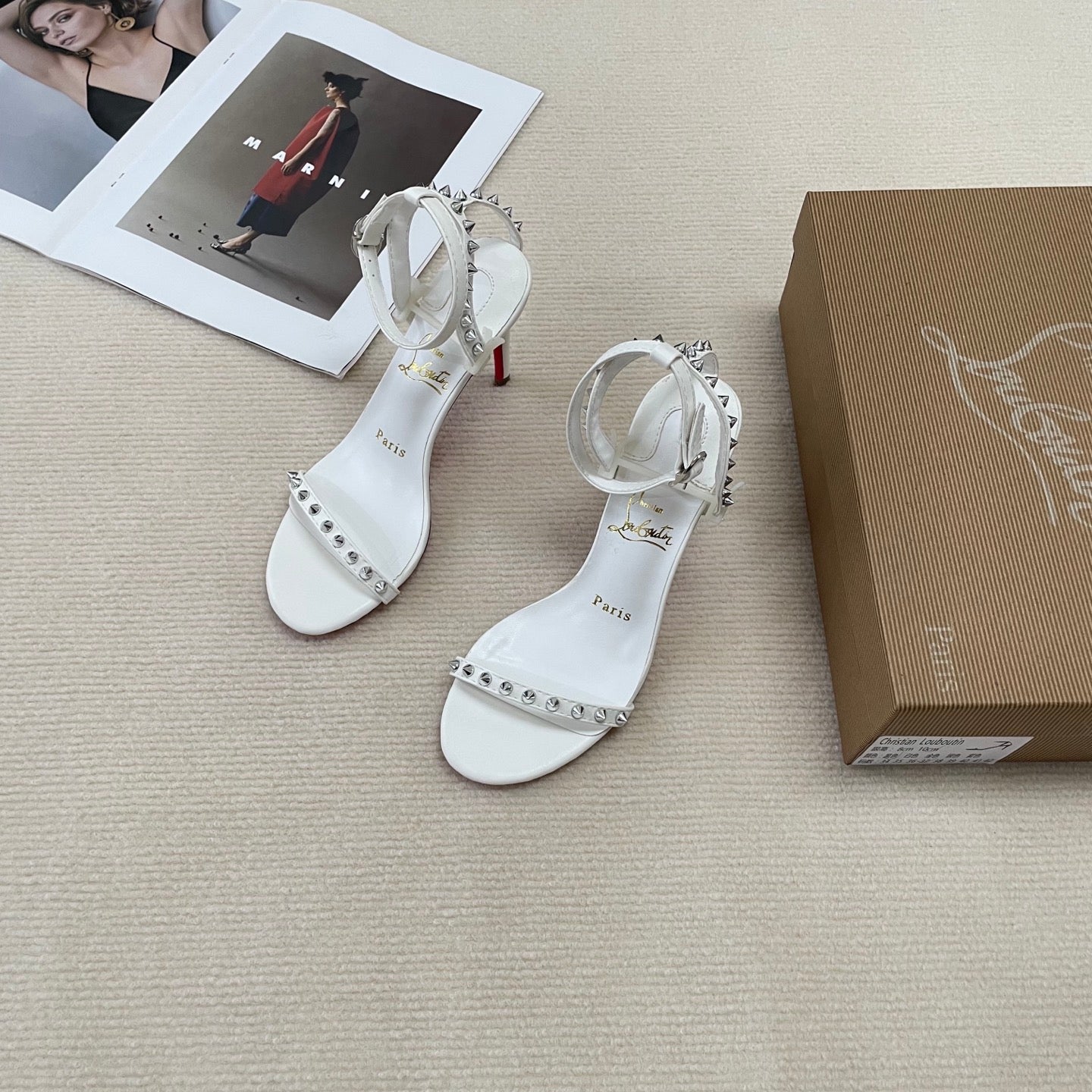 Shoes/model:X102