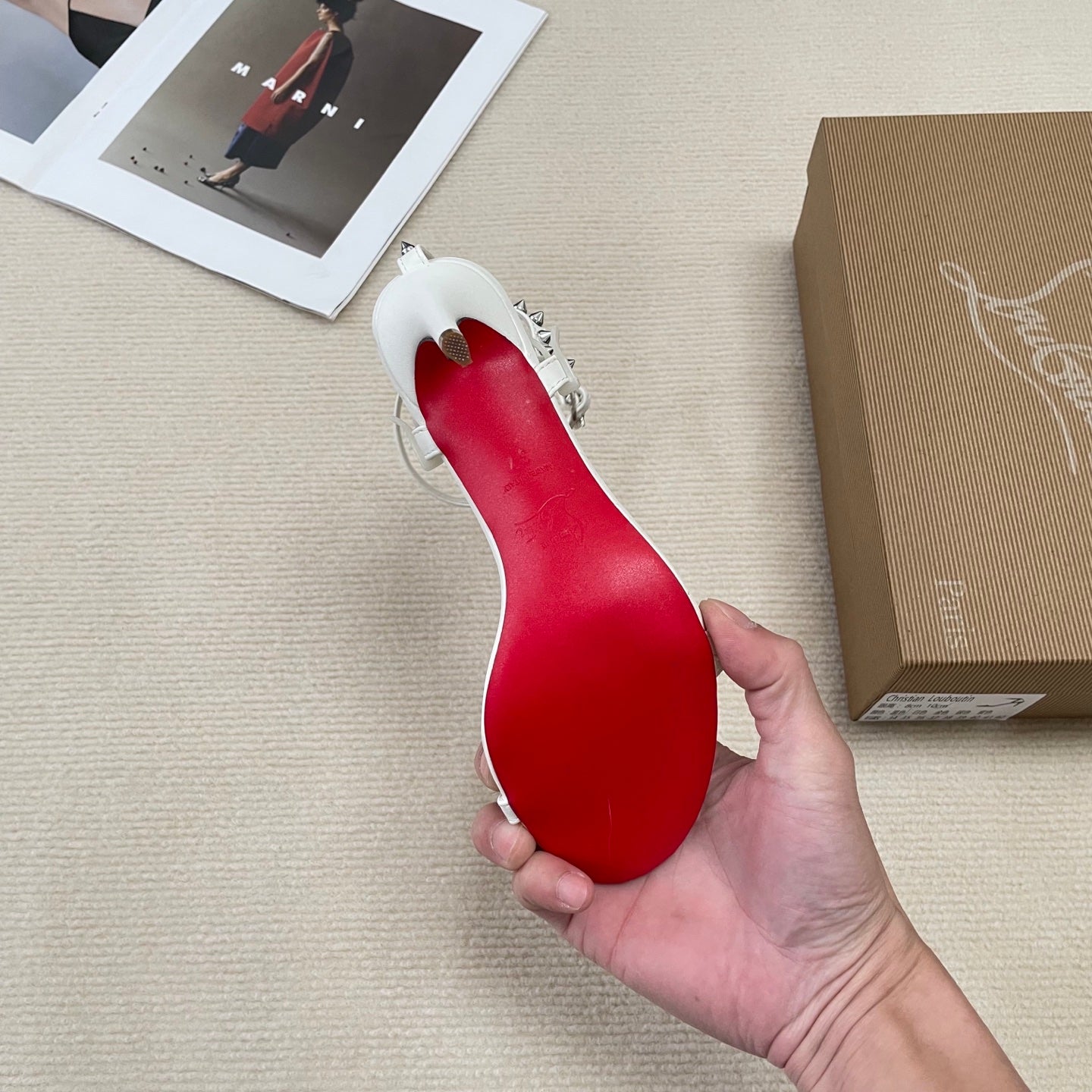 Shoes/model:X102