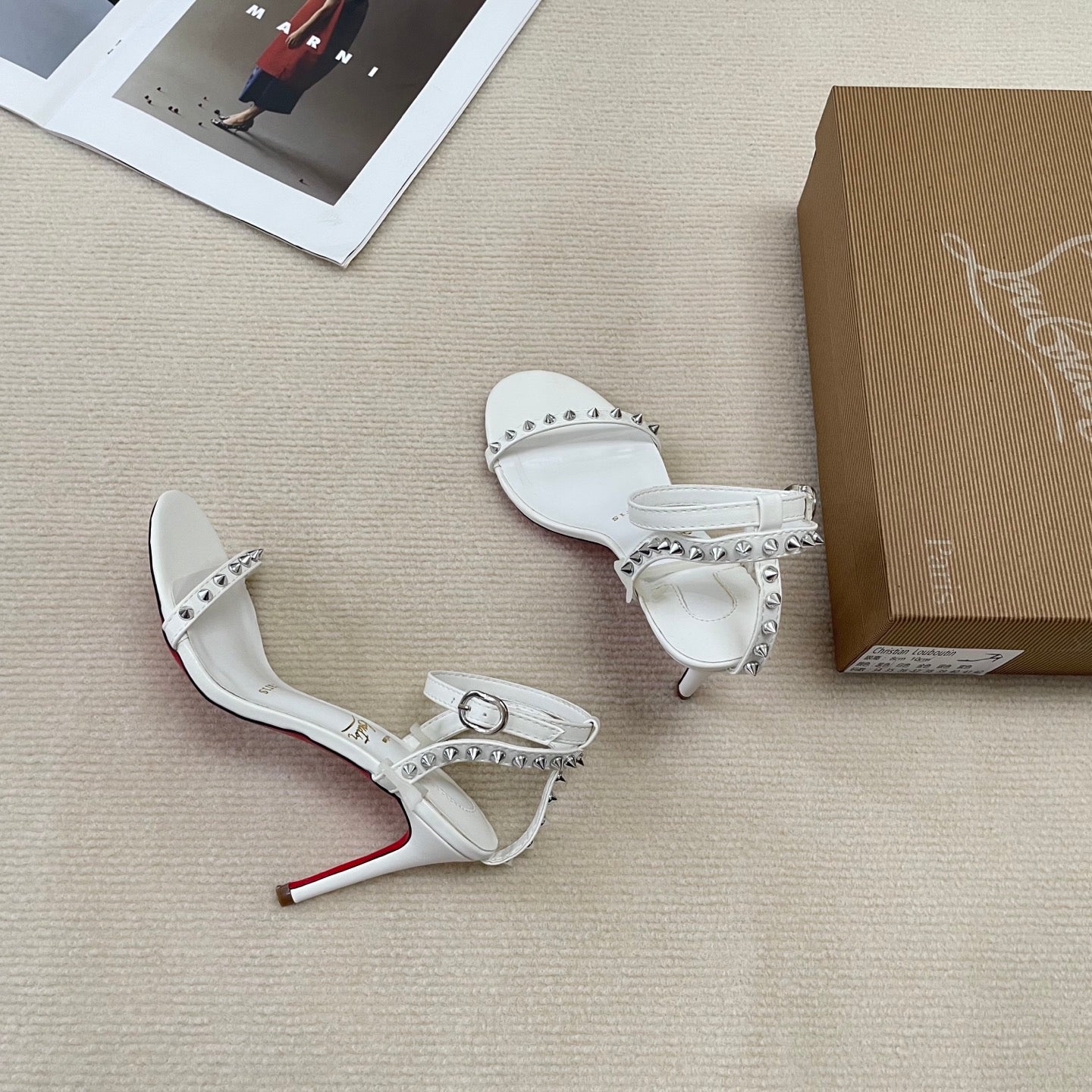 Shoes/model:X102