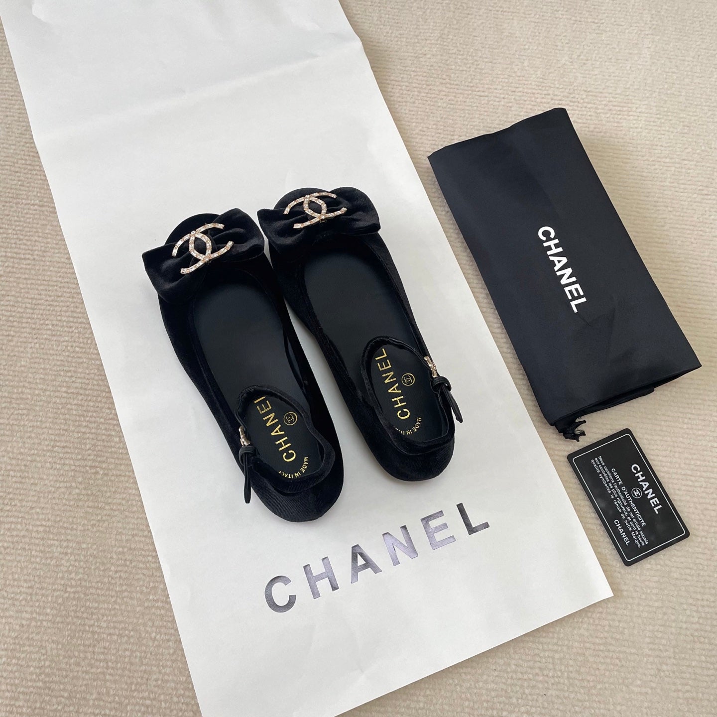 Shoes/ Model:X60