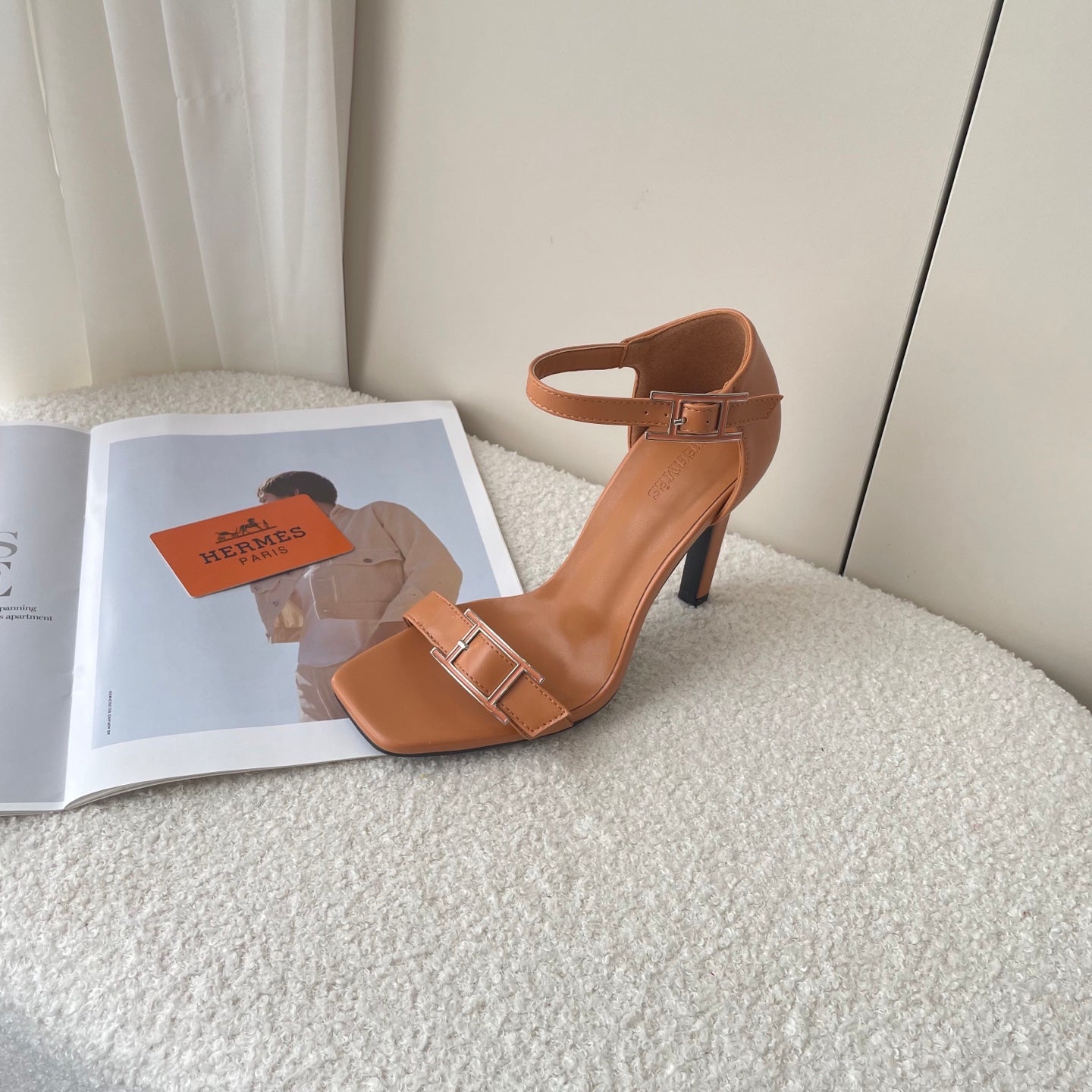 Shoes/ Model:X72