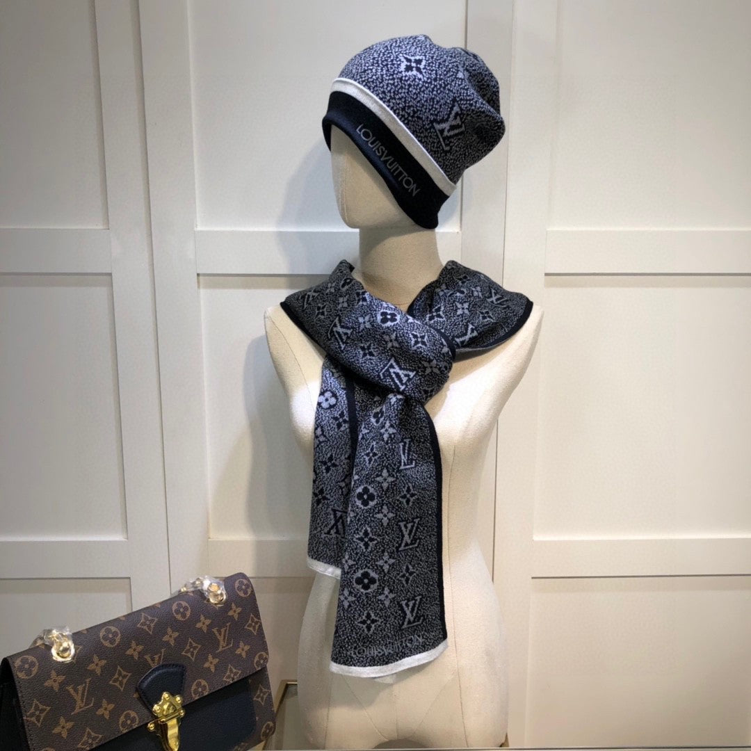 Hat + scarf