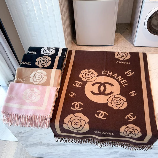 scarf/model: T76