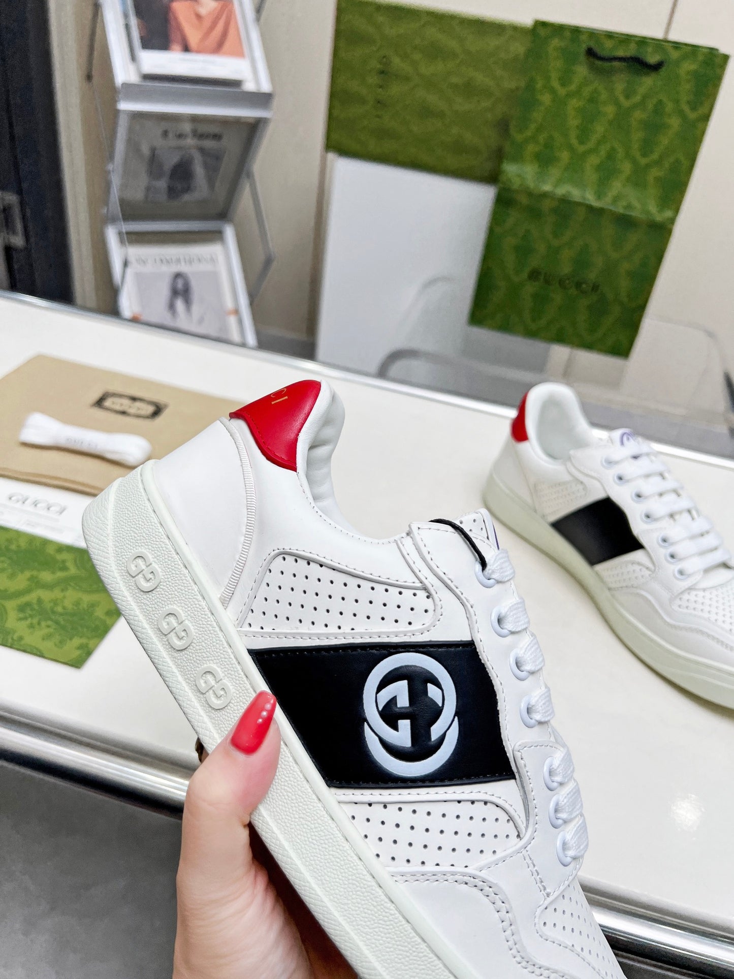 shoes/model:15843