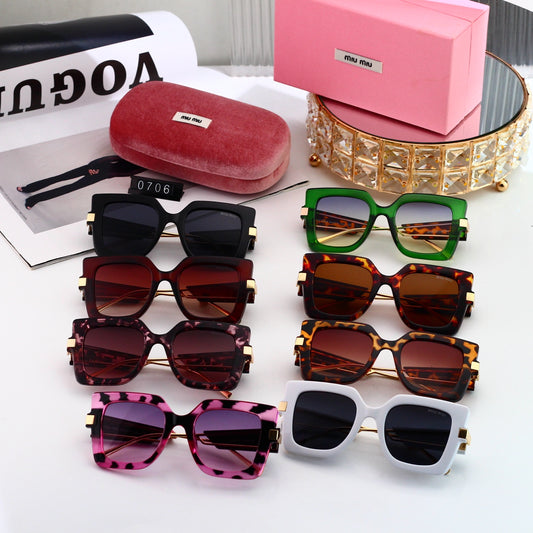 Sunglasses/model:0706